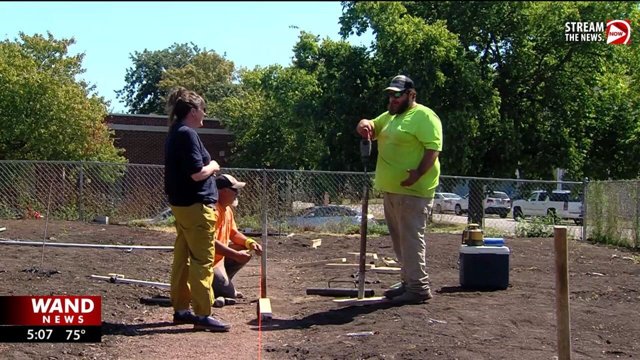 New greenhouse to grow opportunities for Champaign students